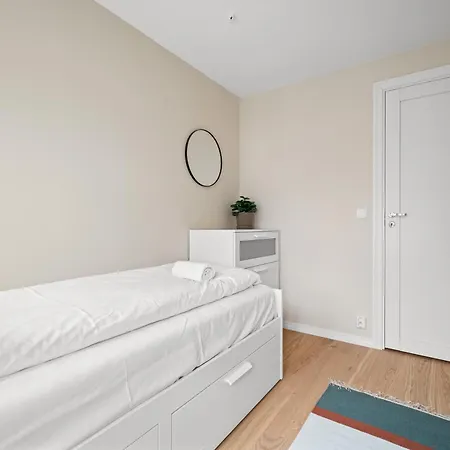 Marken Townhouse New 2025 Διαμέρισμα Μπέργκεν