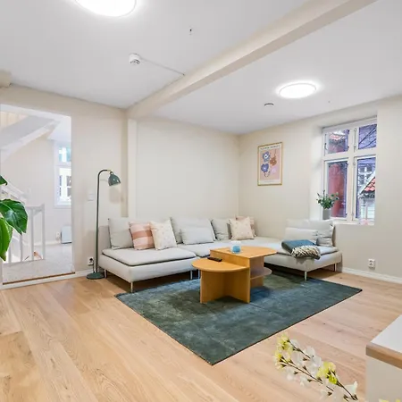 Apartamento Marken Townhouse New 2025