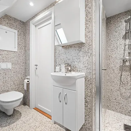 Marken Townhouse New 2025 Bergen